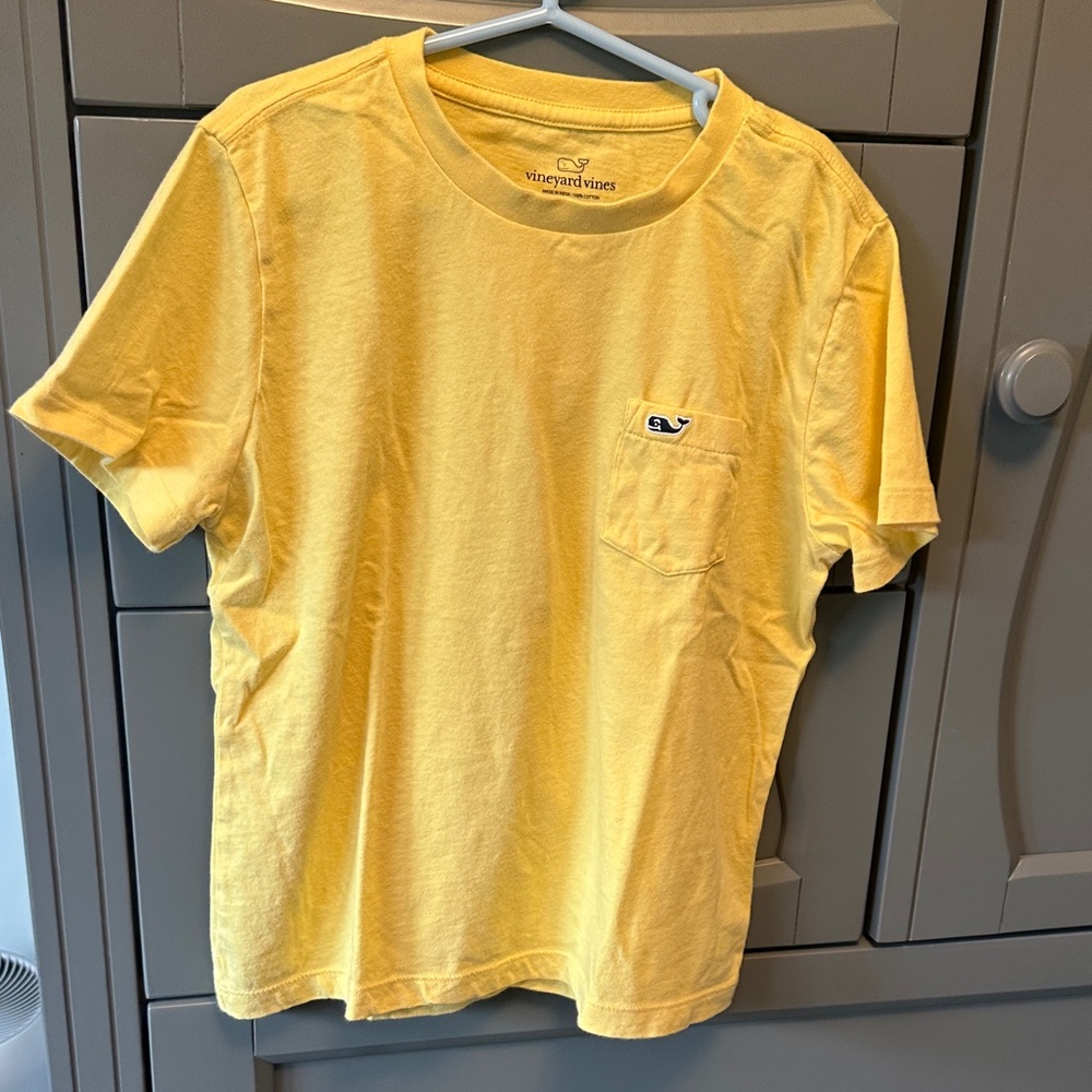 Vineyard Vines Short Sleeve Pocket Tee - Like New